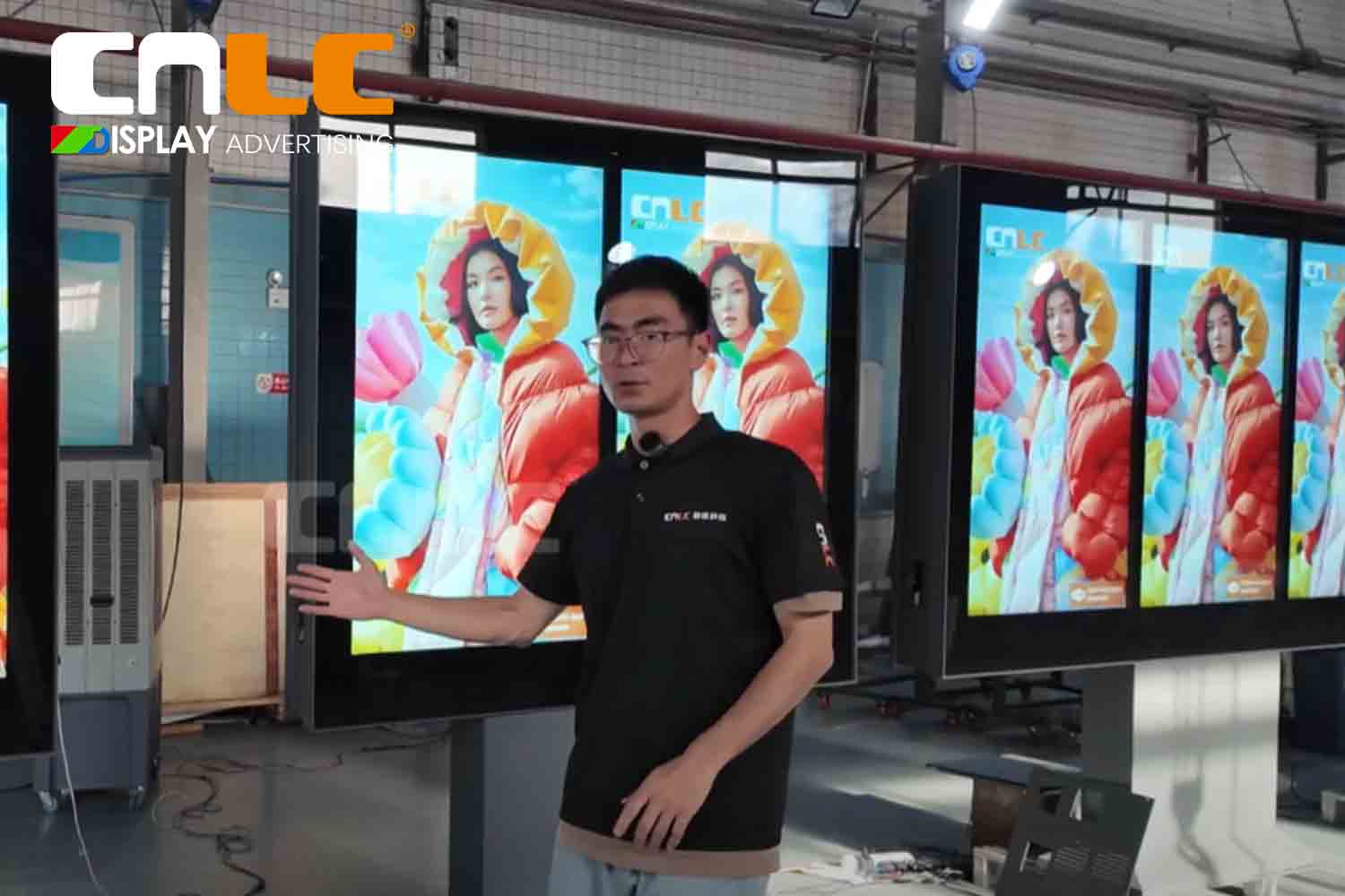 استكشف قوة التصنيع لدى CNLC | جولة إنتاج اللافتات الرقمية الخارجية وشاشات LED