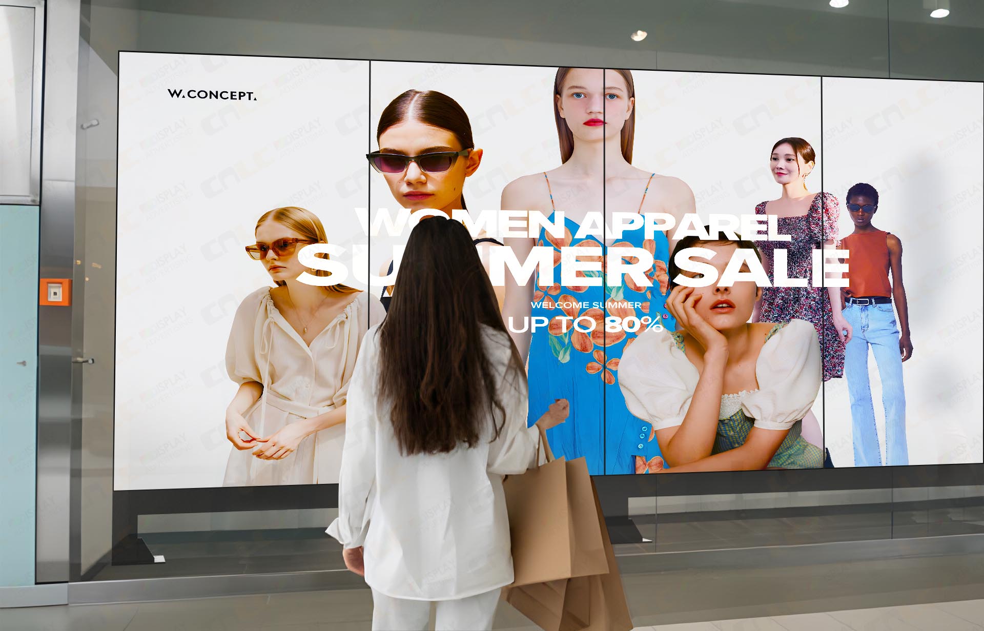 High-brightness LCD Video Wall with 3500 nits for clear visibility under sunlight